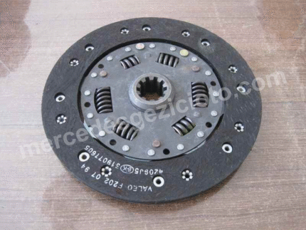 debrİyaj balatasi 4sİl 115/123 benzİnlİ 215mm