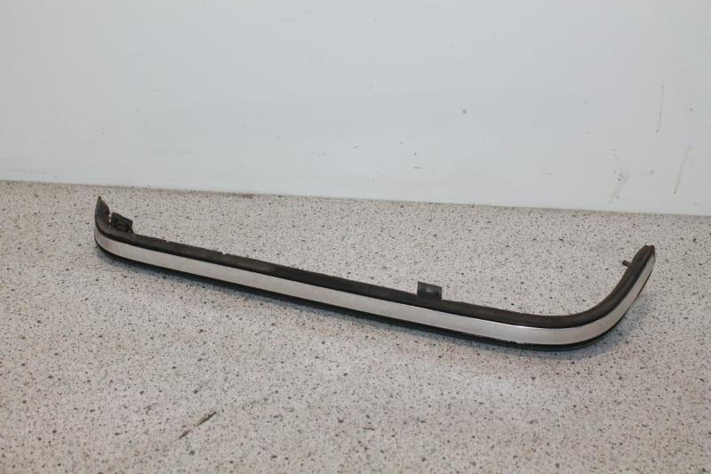 STOP ALT ÇITASI SAĞ NİKELAJLI W123 A1236901062 STOP ALT ÇITASI SAĞ NİKELAJLI W123 A1236901062